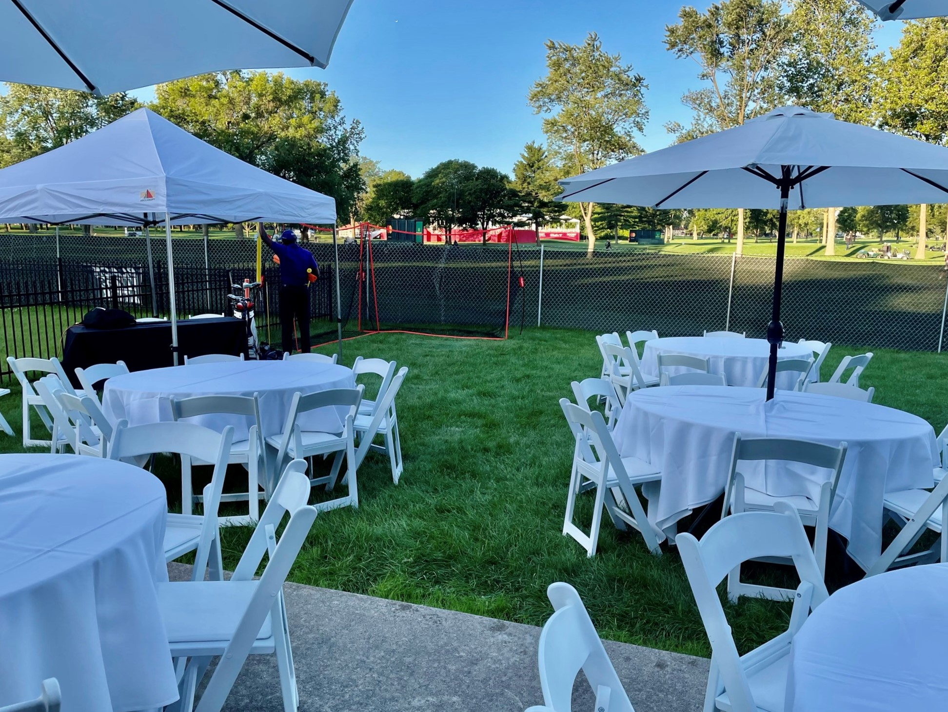 Hospitality Venue - Outdoor Tables